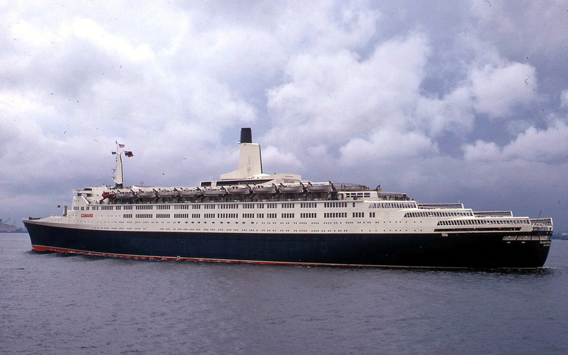 Illustration for article titled The Last Surviving Transatlantic Ocean Liners